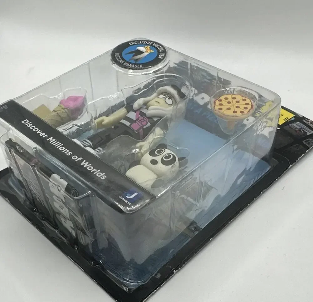 Jazwares Roblox Mia Action Figure Exclusive w/ Pizza, Ice Cream Cone, Panda
